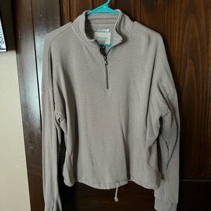 american eagle 1/4 zip gray/light purple color